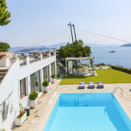 Holiday home Electra Pool *